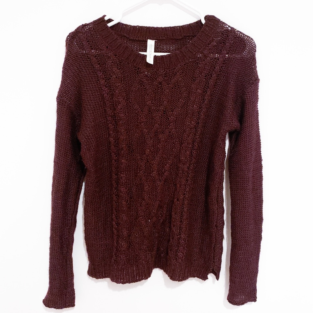 Aeropostale Burgundy Women’s Knit Sweater - Medium